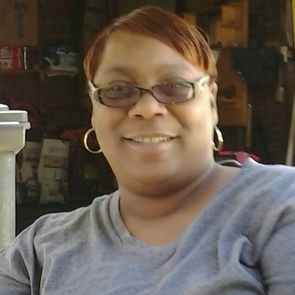 Meet your Posher, Francine